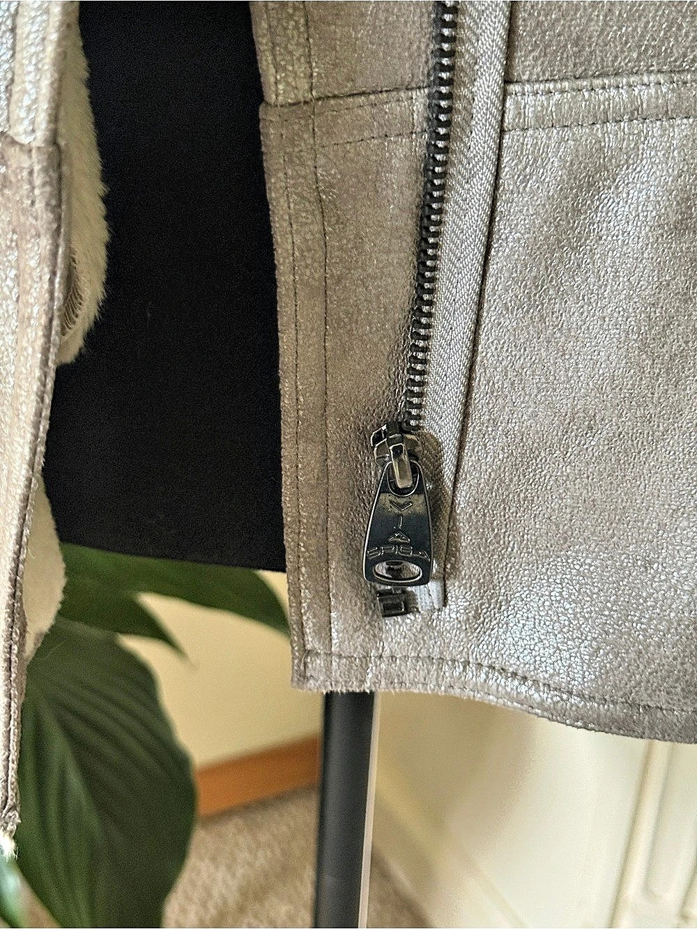 Via Spiga Faux Shearling Moto Jacket Gray XL Like New - Picture 10 of 15